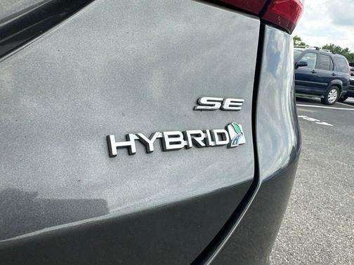 Magnetic Metallic 2018 Ford Fusion Hybrid SE