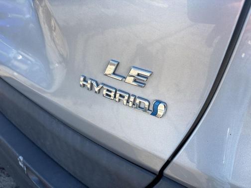 2019 Toyota RAV4 Hybrid LE