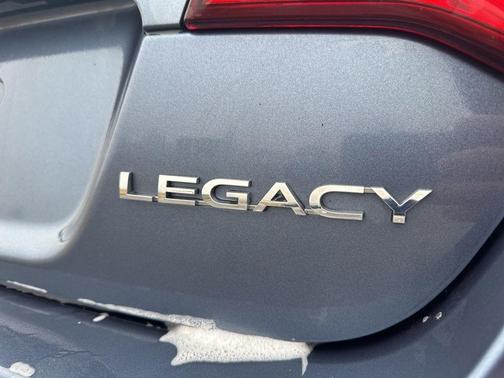 2015 Subaru Legacy 2.5i