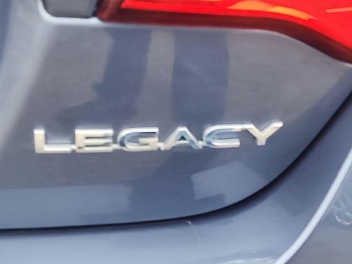 2015 Subaru Legacy 2.5i
