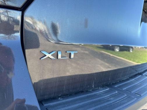 Dark Matter Metallic 2022 Ford Expedition XLT