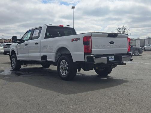 2023 Ford F-350 XLT