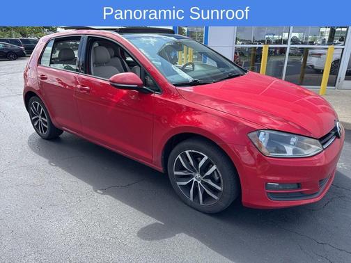 2015 Volkswagen Golf Auto TSI SE
