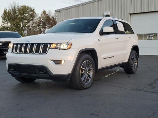 2020 Jeep Grand Cherokee Laredo