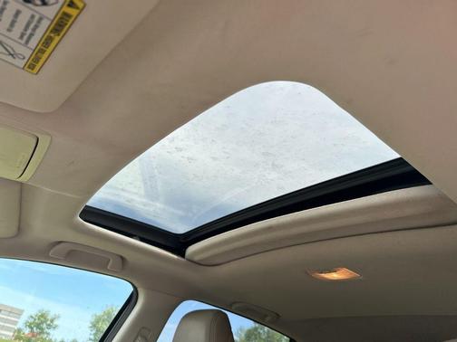 White Diamond Pearl 2013 Honda CR-V EX-L