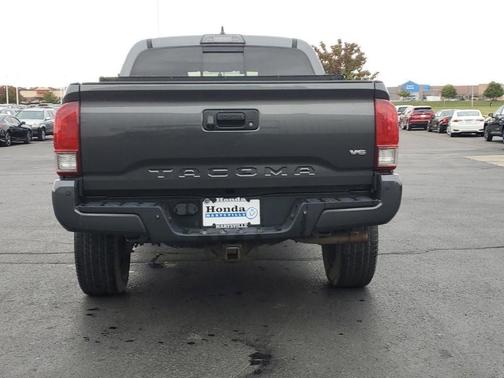 2017 Toyota Tacoma TRD Sport