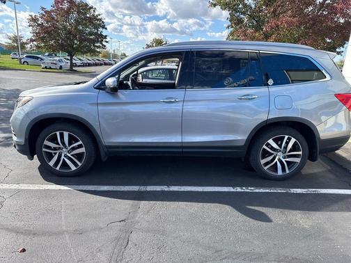 2018 Honda Pilot Touring