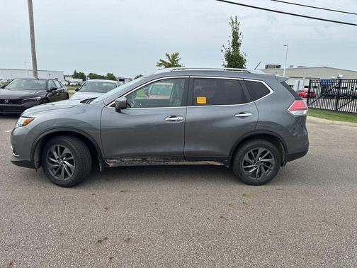 2016 Nissan Rogue SL
