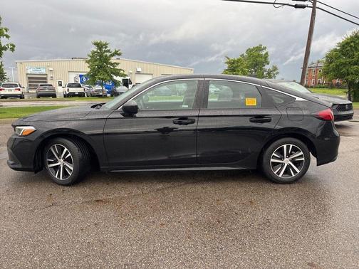Crystal Black Pearl 2023 Honda Civic LX