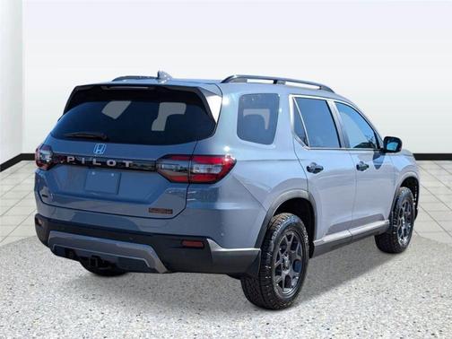 2026 Honda Pilot TrailSport