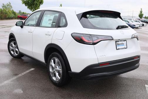2025 Honda HR-V LX