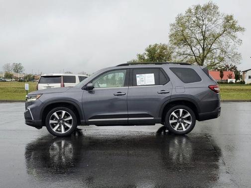 2023 Honda Pilot Touring