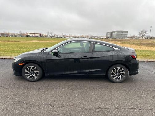 2017 Honda Civic LX-P