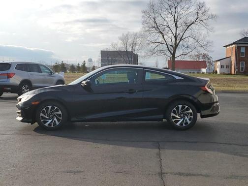 2017 Honda Civic LX-P