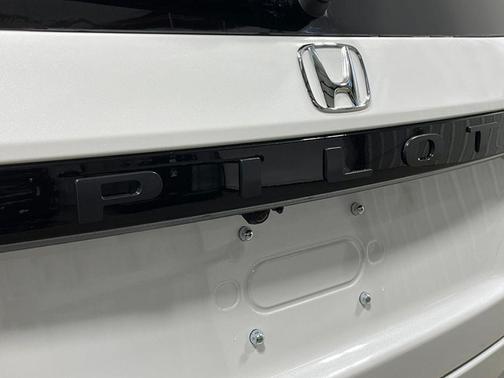 2025 Honda Pilot EX-L+