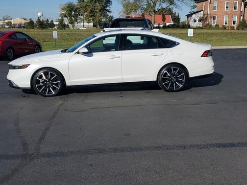 2024 Honda Accord Hybrid Touring