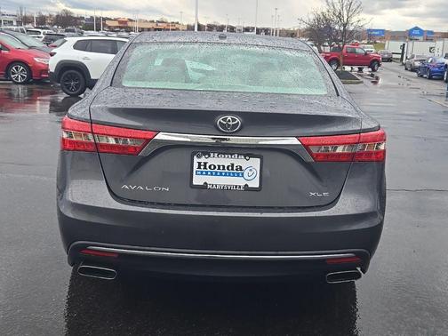 2018 Toyota Avalon XLE