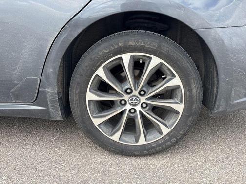 2018 Toyota Avalon XLE