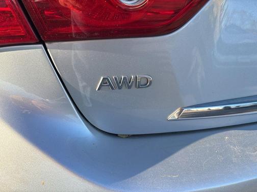 2014 INFINITI Q50 Sport