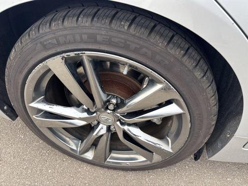 2014 INFINITI Q50 Sport