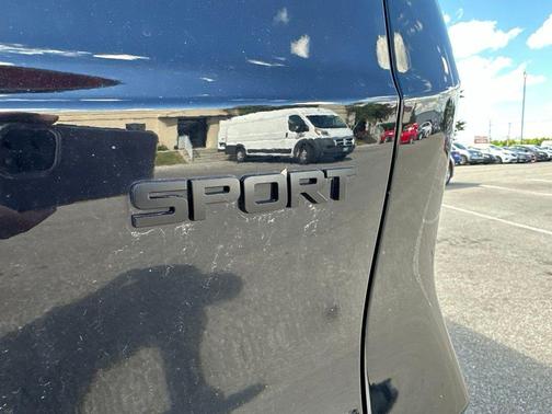 Crystal Black Pearl 2024 Honda CR-V Hybrid Sport