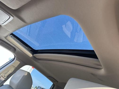 Platinum White Pearl 2021 Honda CR-V EX-L