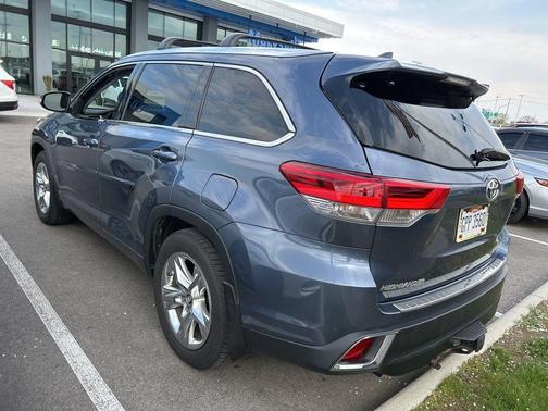 Shoreline Blue Pearl 2019 Toyota Highlander Limited