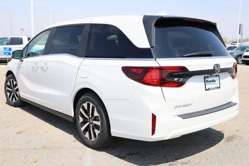Platinum White 2026 Honda Odyssey EX-L