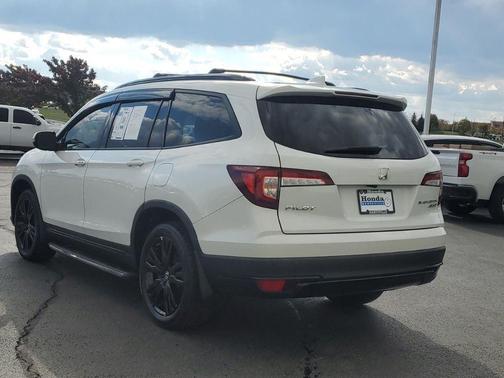 2022 Honda Pilot Black Edition