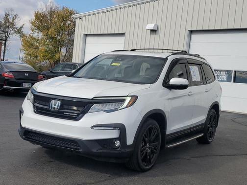 2022 Honda Pilot Black Edition