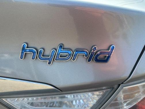 2012 Hyundai SONATA Hybrid Base