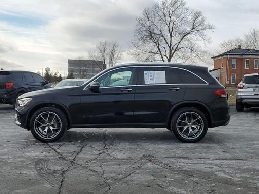 2022 Mercedes-Benz GLC 300 Base 4MATIC
