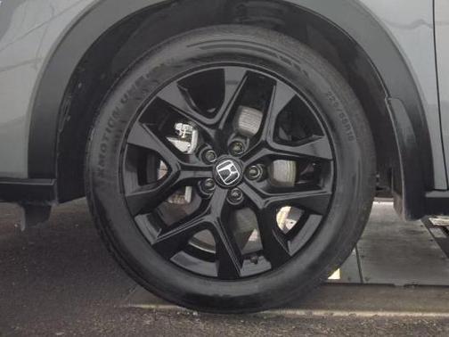 Urban Gray Pearl 2024 Honda HR-V Sport