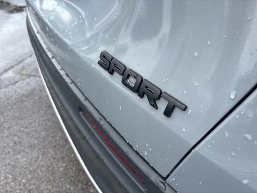 Urban Gray Pearl 2024 Honda HR-V Sport