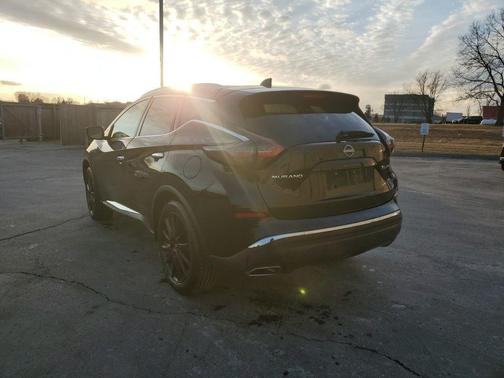 2023 Nissan Murano SL