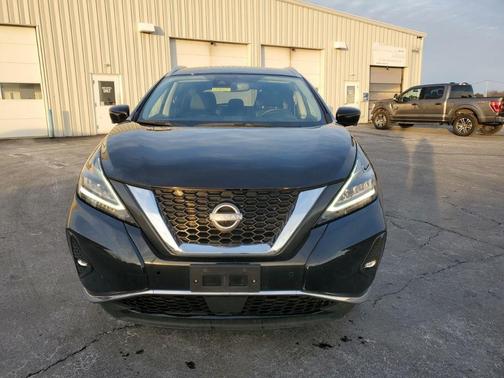 2023 Nissan Murano SL