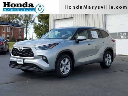 2024 Toyota Highlander LE