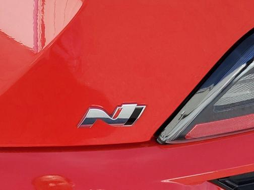 2022 Hyundai Kona N Base