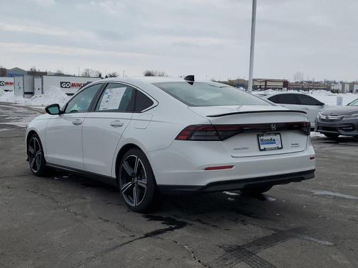 2025 Honda Accord Hybrid Sport