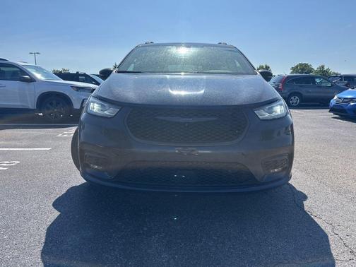 Fathom Blue Pearlcoat 2023 Chrysler Pacifica Limited