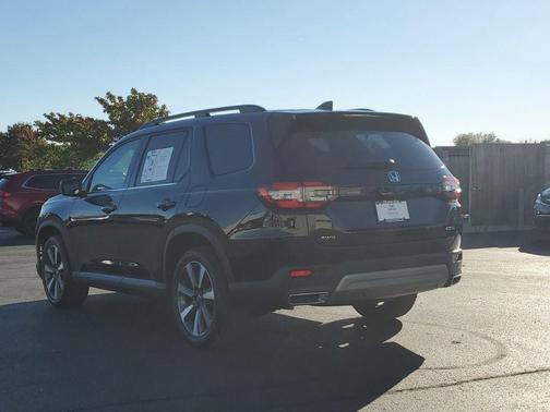 2023 Honda Pilot Touring