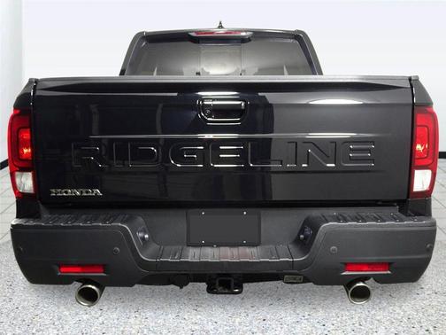 2025 Honda Ridgeline Black Edition