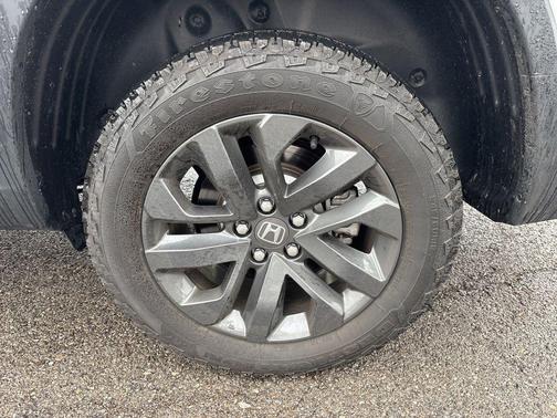 Platinum White Pearl 2025 Honda Ridgeline Sport