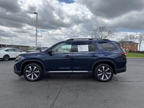 Obsidian Blue Pearl 2025 Honda Pilot Elite