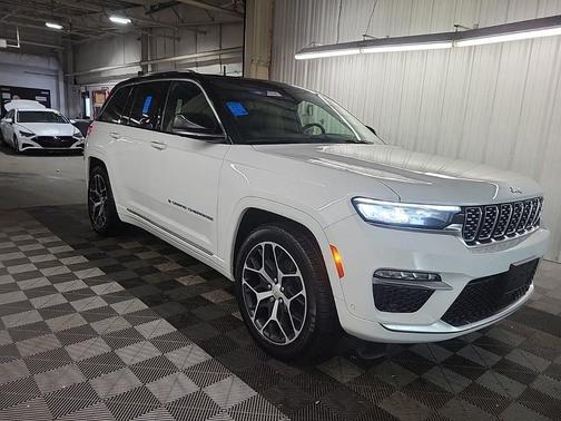 2022 Jeep Grand Cherokee 4xe Summit