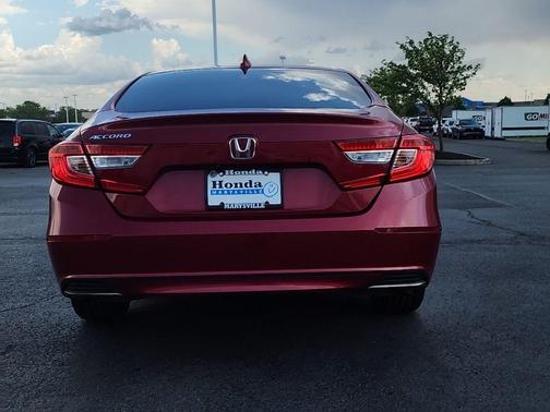 Radiant Red Metallic 2018 Honda Accord EX-L