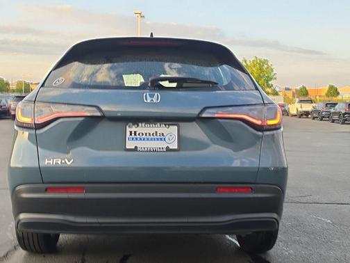 Pearl 2025 Honda HR-V LX