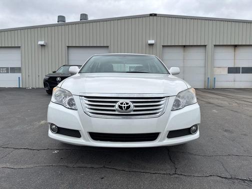 Blizzard Pearl 2009 Toyota Avalon Limited
