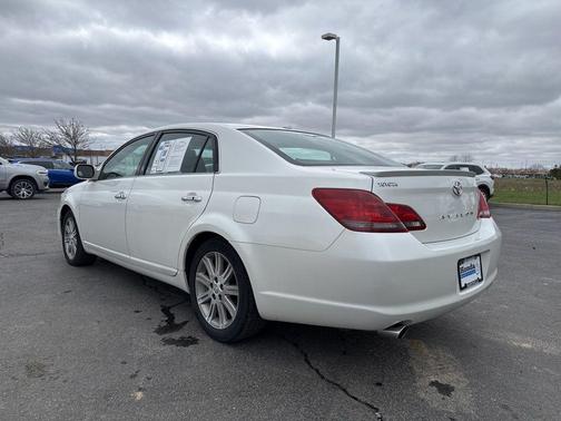 Blizzard Pearl 2009 Toyota Avalon Limited