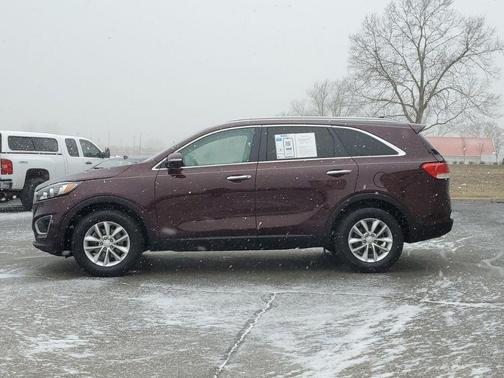 2017 Kia Sorento LX